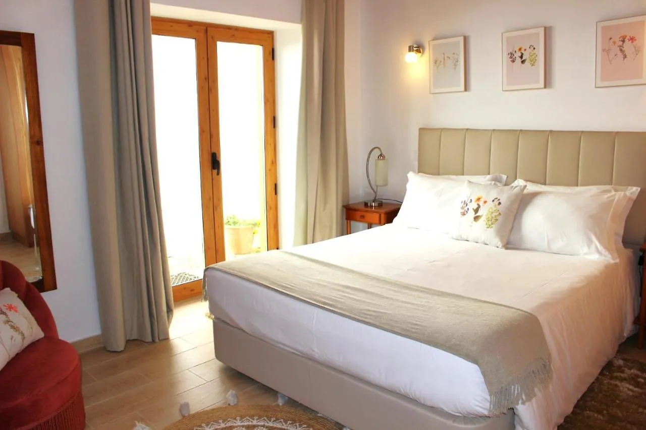 Farm stay Quinta Das Alfambras Aljezur